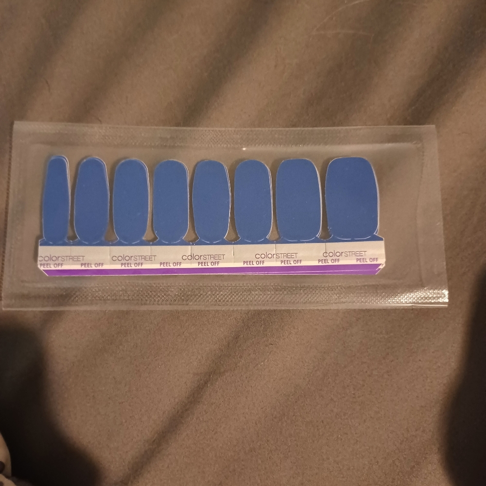 Color street nails (greeking out)